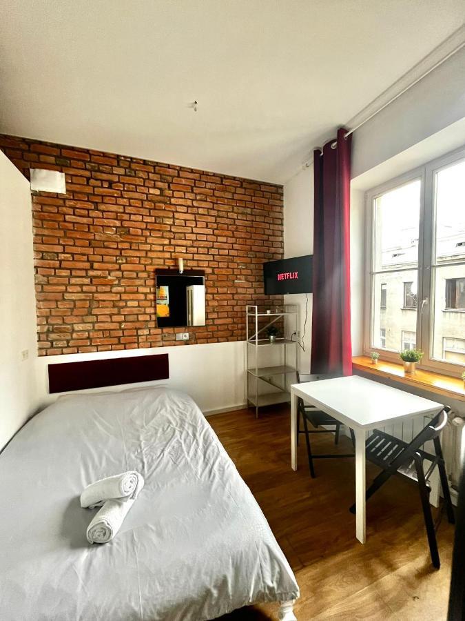 Bezagenta Rooms Centrum Варшава Екстериор снимка