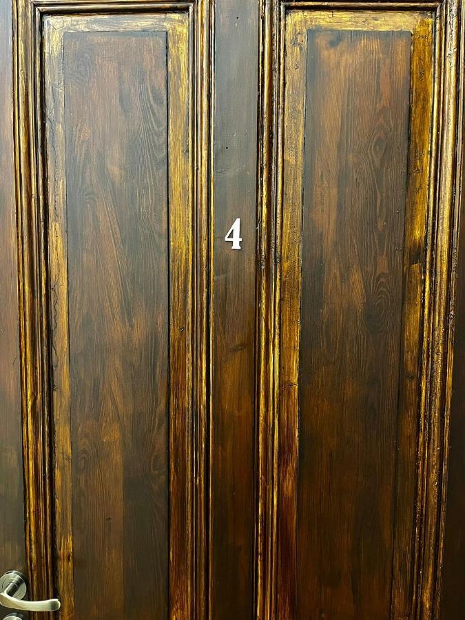 Bezagenta Rooms Centrum Варшава Стая снимка