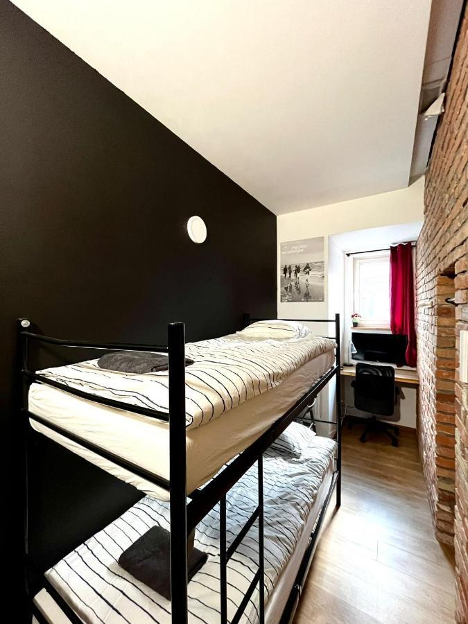 Bezagenta Rooms Centrum Варшава Екстериор снимка