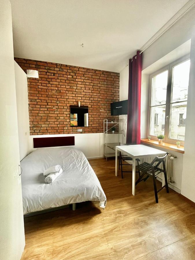 Bezagenta Rooms Centrum Варшава Екстериор снимка