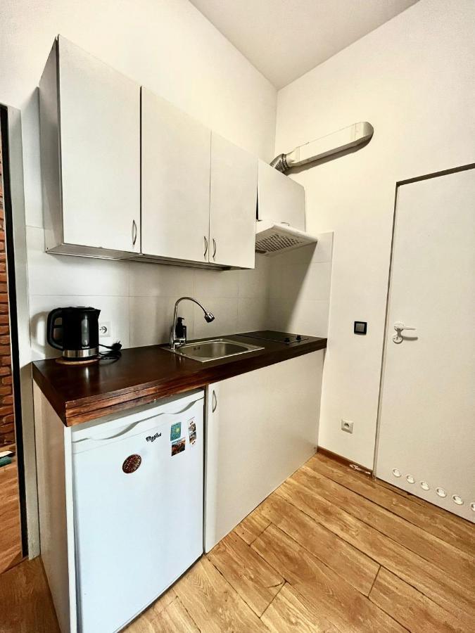 Bezagenta Rooms Centrum Варшава Екстериор снимка