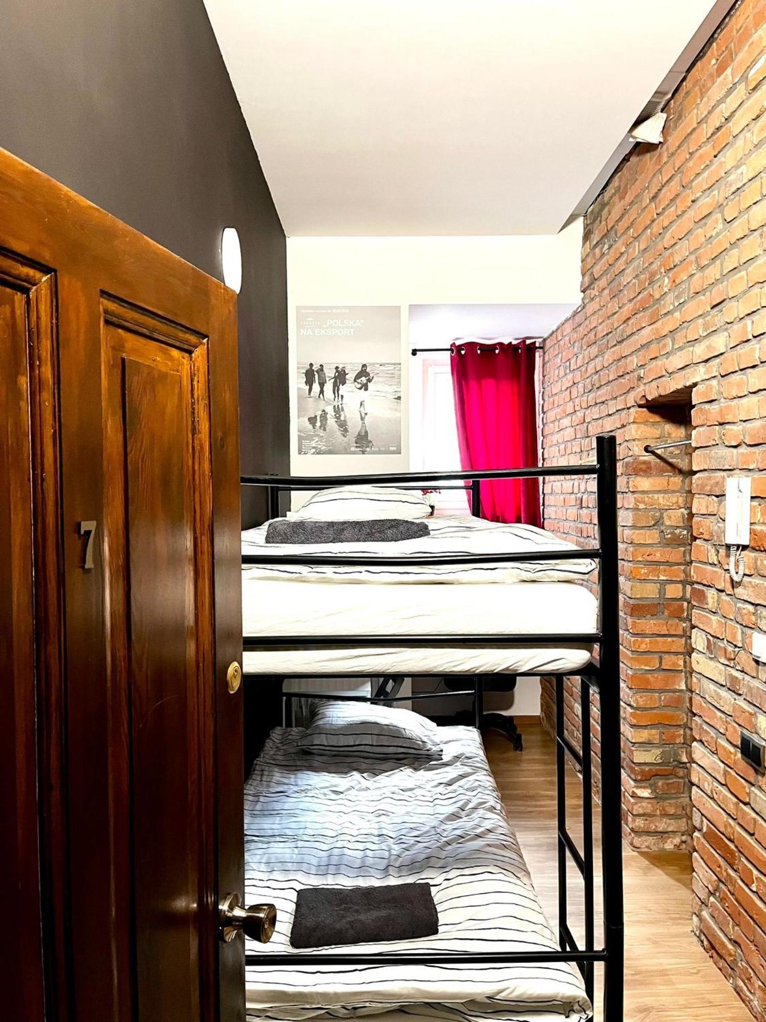 Bezagenta Rooms Centrum Варшава Стая снимка